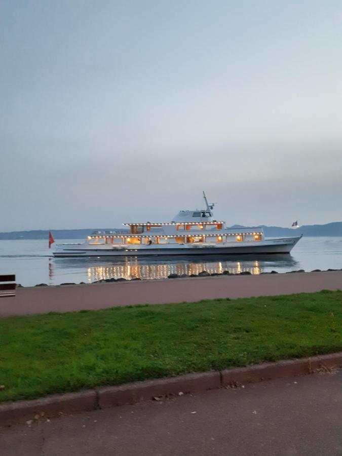 Au Coucher Du Lac Publier Esterno foto